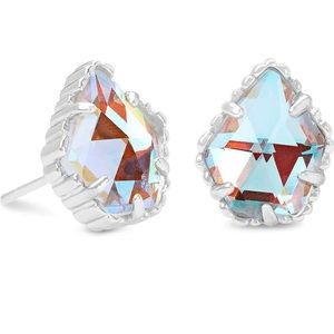 NWT Kendra Scott Tessa Stud Earrings